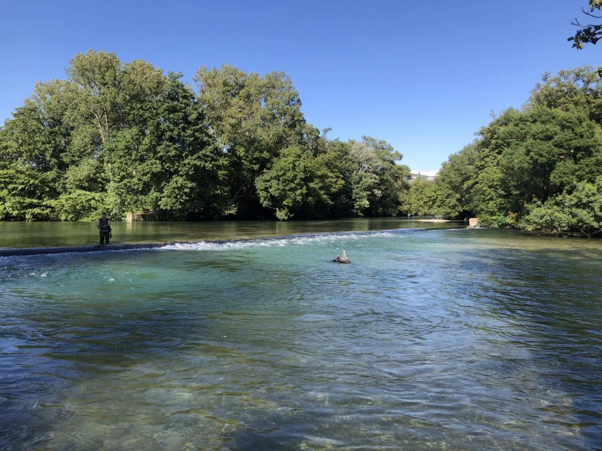 Appartamento Fleurs De Provence LʼIsle-sur-la-Sorgue Esterno foto